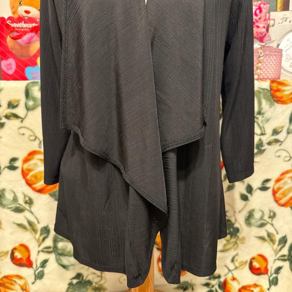 Cardigan - Picture 2 of 5